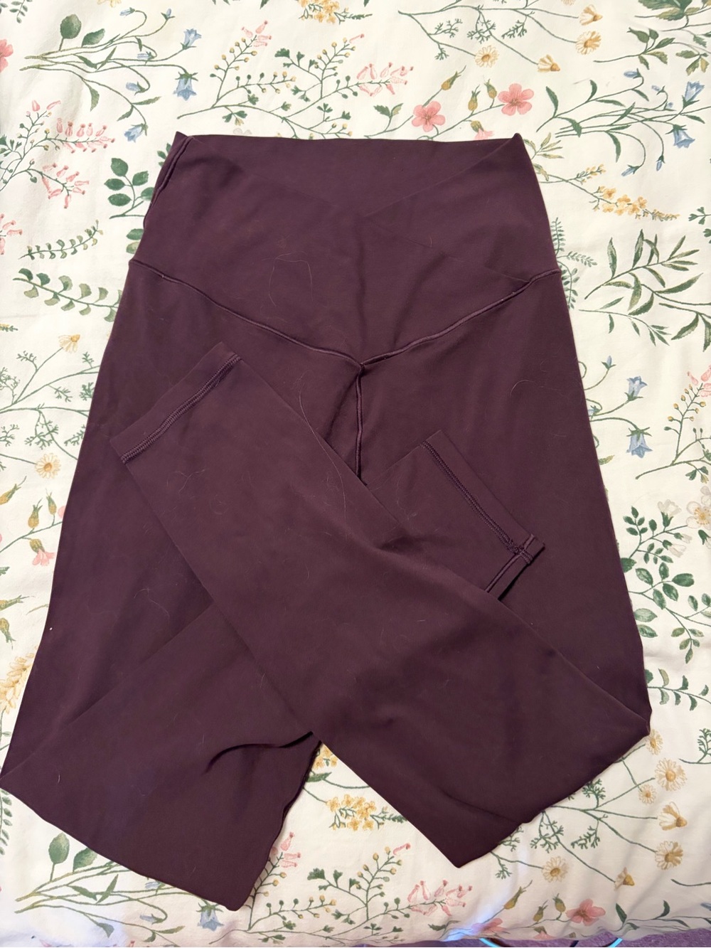 aerie High-Waist Leggings in Deep Plum
